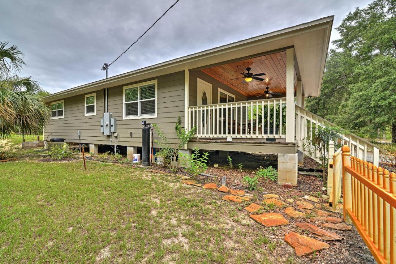 Crystal River Cottage On 1 Acre With Deck And Porch! Yankeetown Экстерьер фото